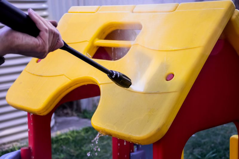 Playset Powerwashing