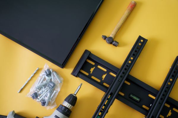 Outdoor Television Mounting